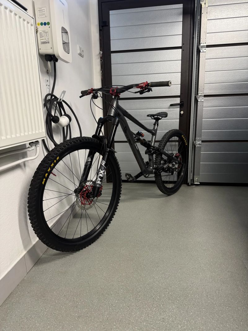 Specialized Status 160