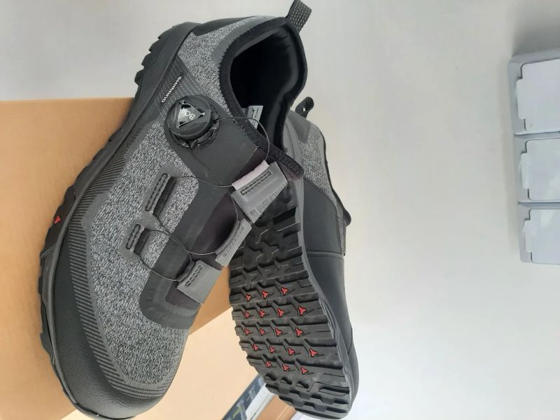 Shimano ET 701 vel.44