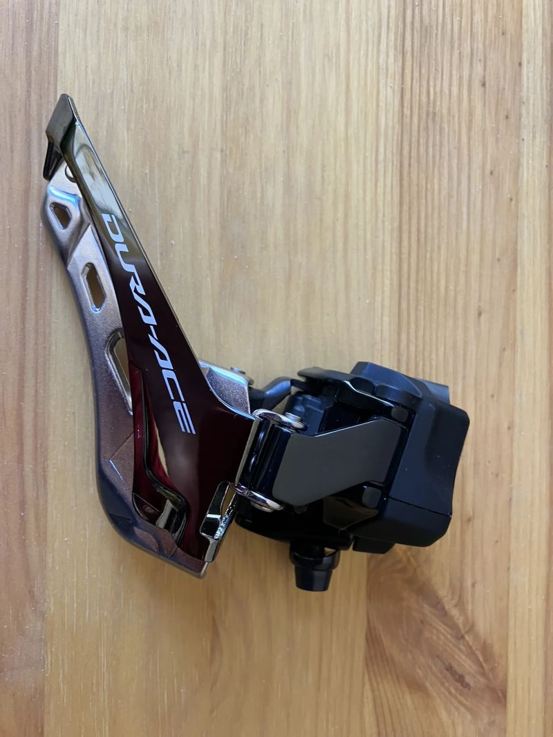 Přesmykač Shimano Dura ace Di2