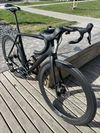 Cannondale Synapse Carbon Custom Sram Apex XPLR AXS, Zipp 303 S, wattmetr vel. 56