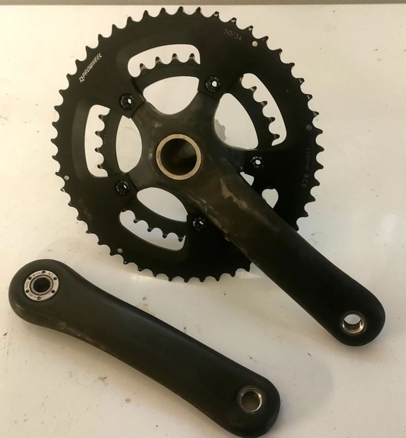 Silniční karbonové kliky FSA BB386 Compact