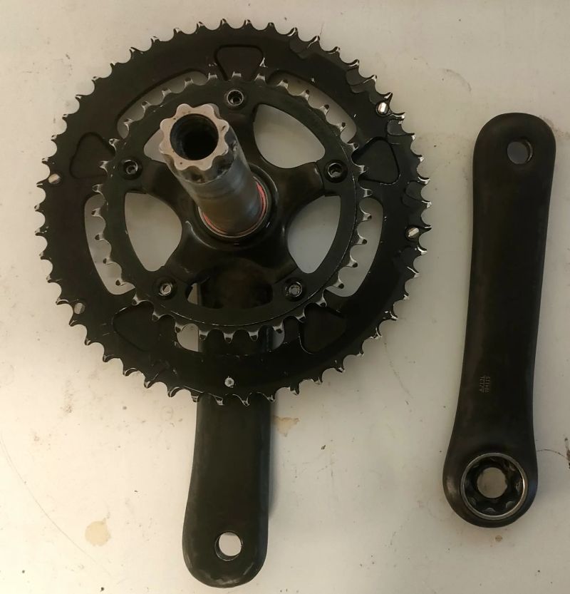 Silniční karbonové kliky FSA BB386 Compact