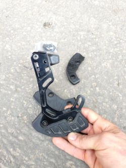 Napínák řetězu ONEUP V2 Bash Guide - ISCG05