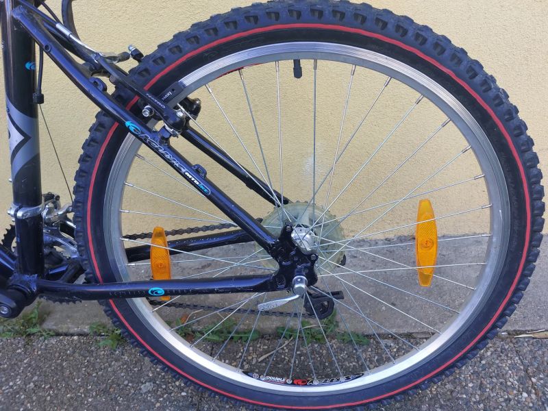 2 dětská kola: Kellys + Merida