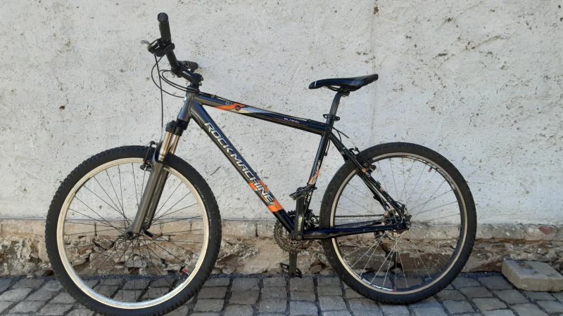 Rock Machine El Nino