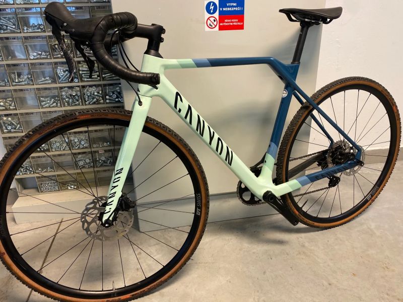 Canyon INFLITE CF SL