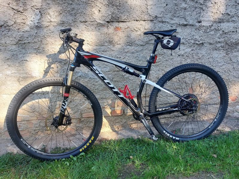 Celopéro XC, Scott Spark 930, karbon, 29", 1x12, vel. L, hmotnost 12kg