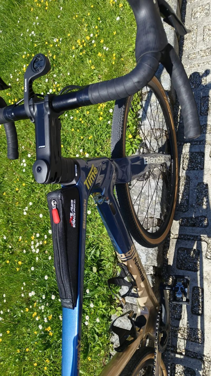 Bianchi Arcadex GRX600