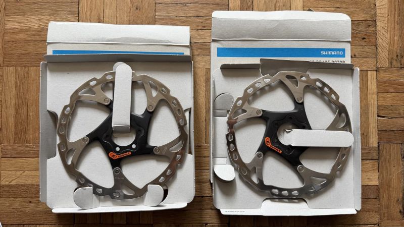 Brzdové kotouče Shimano XT 180mm