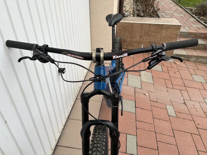 Santa Cruz HighTower V2 Carbon C, velikost L