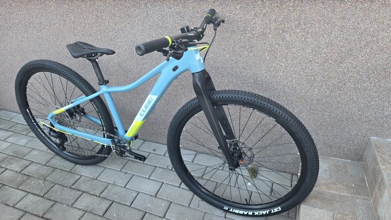 Nový juniorský Cube 27,5" XS - 10kg
