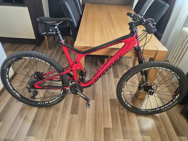 Cannondale trigger,celopero,full karbon