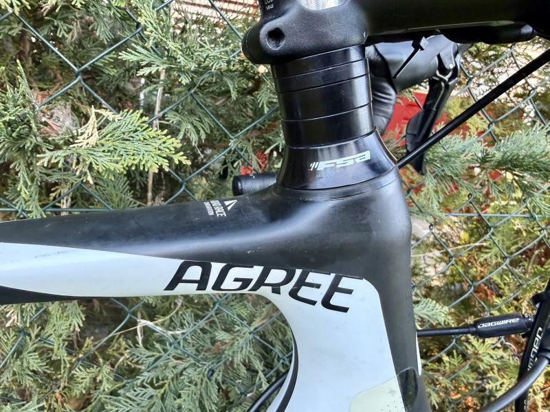 Cube Agree GTC SL, karbon, vel. 58, L Shimano Ultegra, karbonová kola