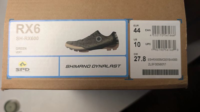 Gravel tretry Shimano SH-RX600