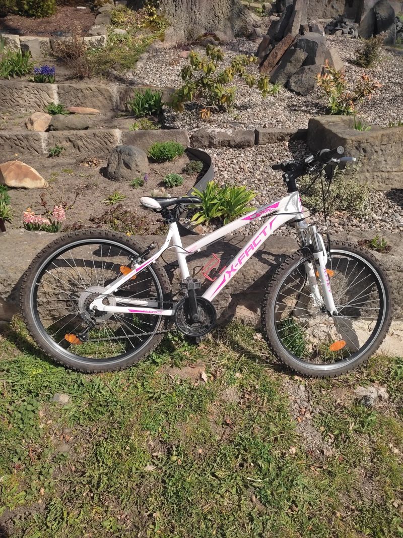 Dámské kolo X-FACT 