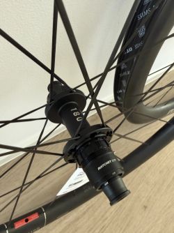 Nová gravel karbonová kola DT Swiss GRC 1100