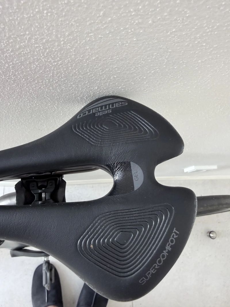 Scott Scott Addict e-ride 20 - lehká karbonová elektrosilnička, velikost L