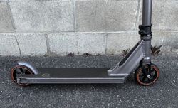 Freestyle koloběžka District