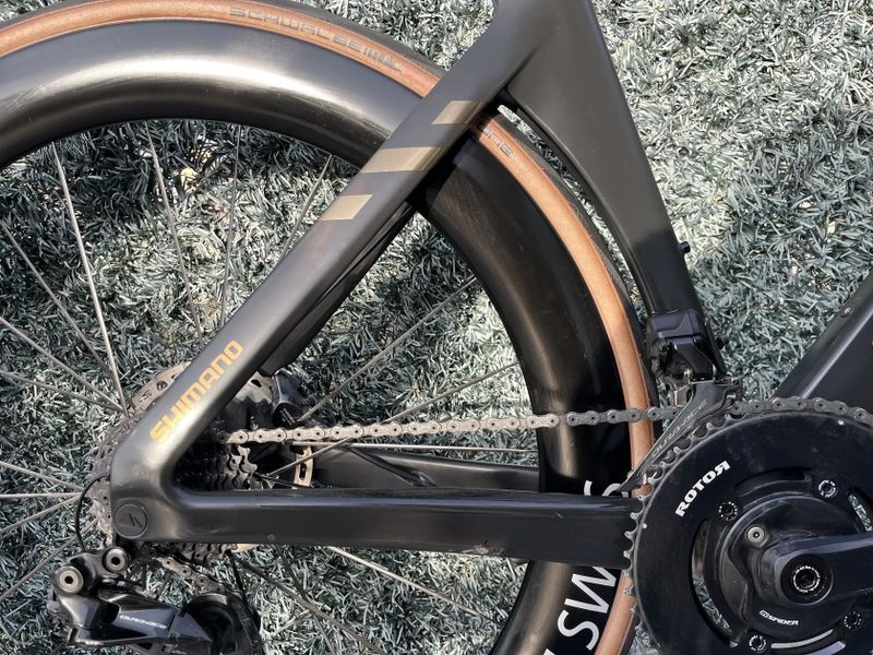 Canyon Aeroad CFR Disc Shimano Dura-Ace Di2