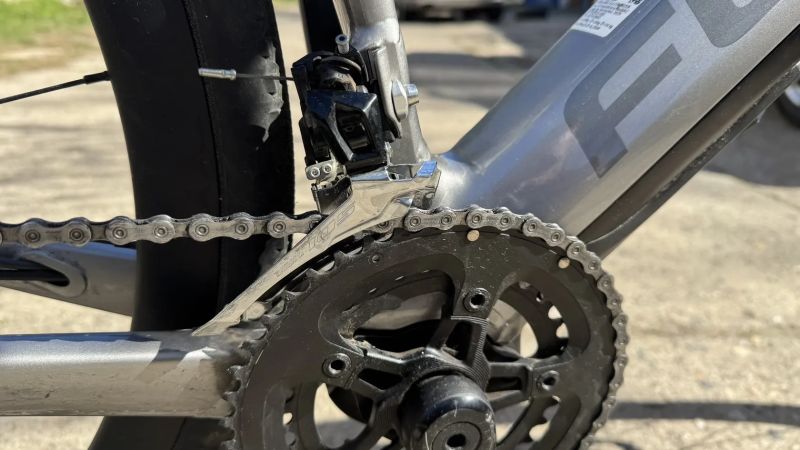 Gravel elektrokolo Focus 