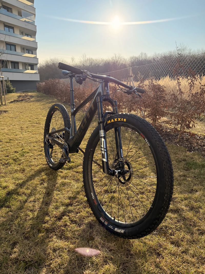 Scott Spark RC World Cup EVO TR 2024 – vel. M – TOP stav – po servisu