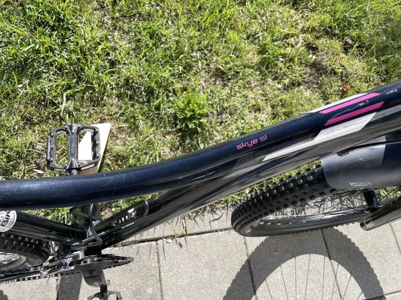 29" dámské horské kolo Trek Skye SL rám 18.5"