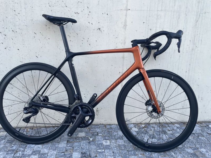 Prodám karbonové kolo Giant TCR Advanced Pro Di2