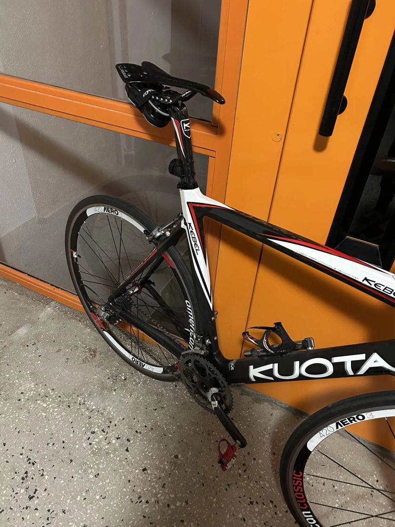 Kuota Celokarbon (viditelná vlákna)