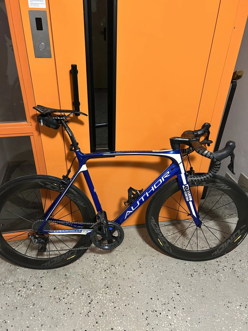 Author Charisma – CELOKARBON | DURA-ACE | TEAM ELKOV