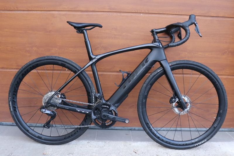 Silniční elektrokolo Trek Domane+ LT (Ultegra DI2)
