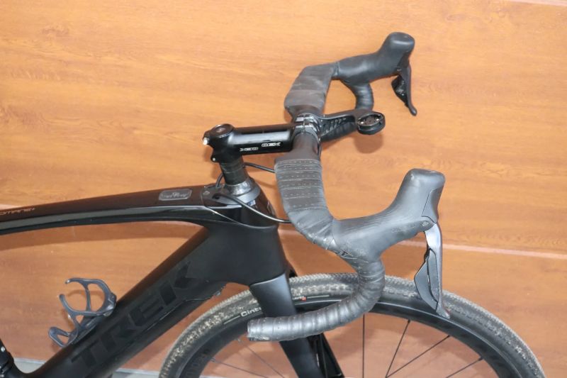 Silniční elektrokolo Trek Domane+ LT (Ultegra DI2)