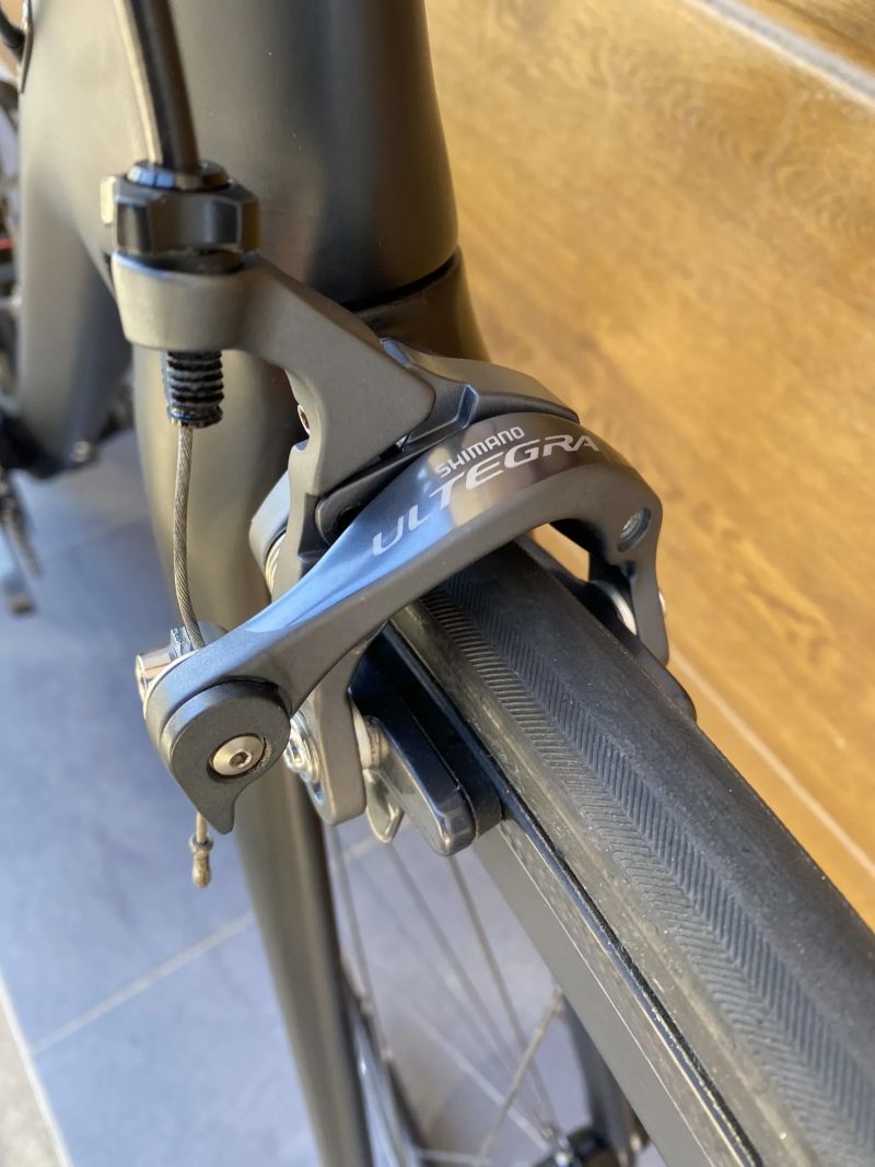 🔥🔥🔥 Karbonová silnička, vel. 55, Shimano Ultegra 11s, doprava ZDARMA + roční záruka na rám 🤝🤝🤝