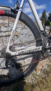 Silniční kolo Specialized Tarmac vel. 56 – karbon,Ultegra, karbonová plášťová kola Equator 45mm, 