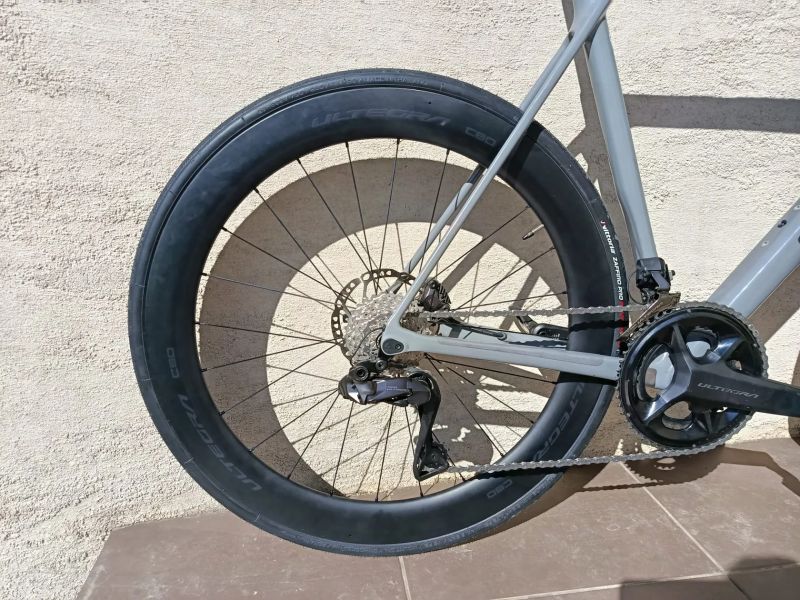 Canyon Ultimate CF8 Ultegra Di2