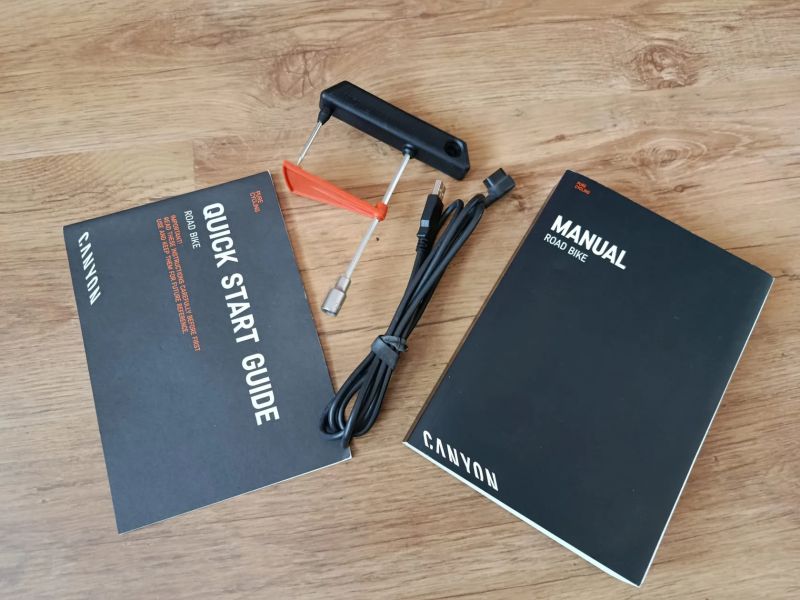 Canyon Ultimate CF8 Ultegra Di2