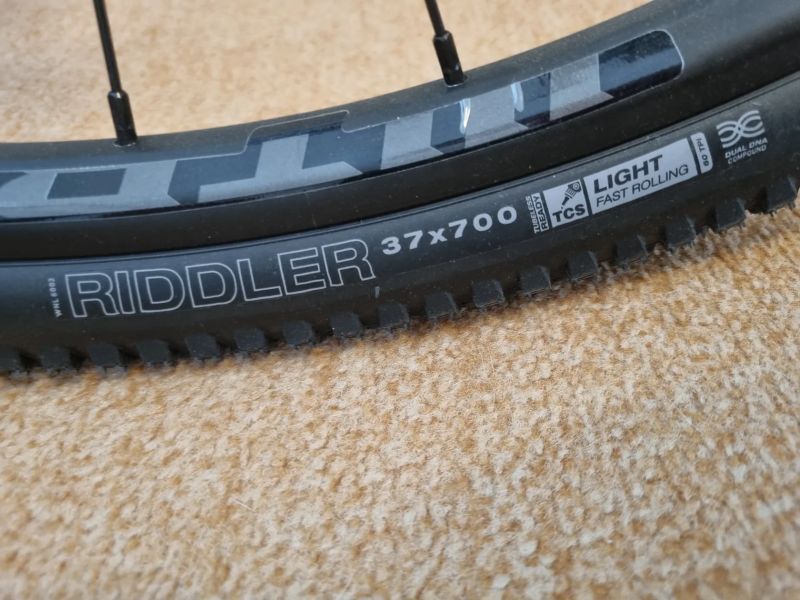 WTB RIDDLER 700x37 TCS Light Fast Rolling