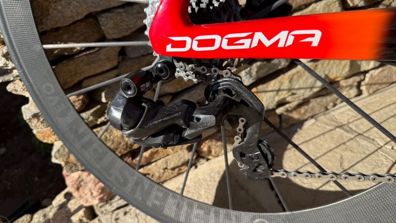 Pinarello Dogma F Ineos Grenadier