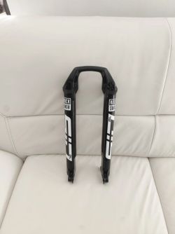 SID Ultimate spodni nohy