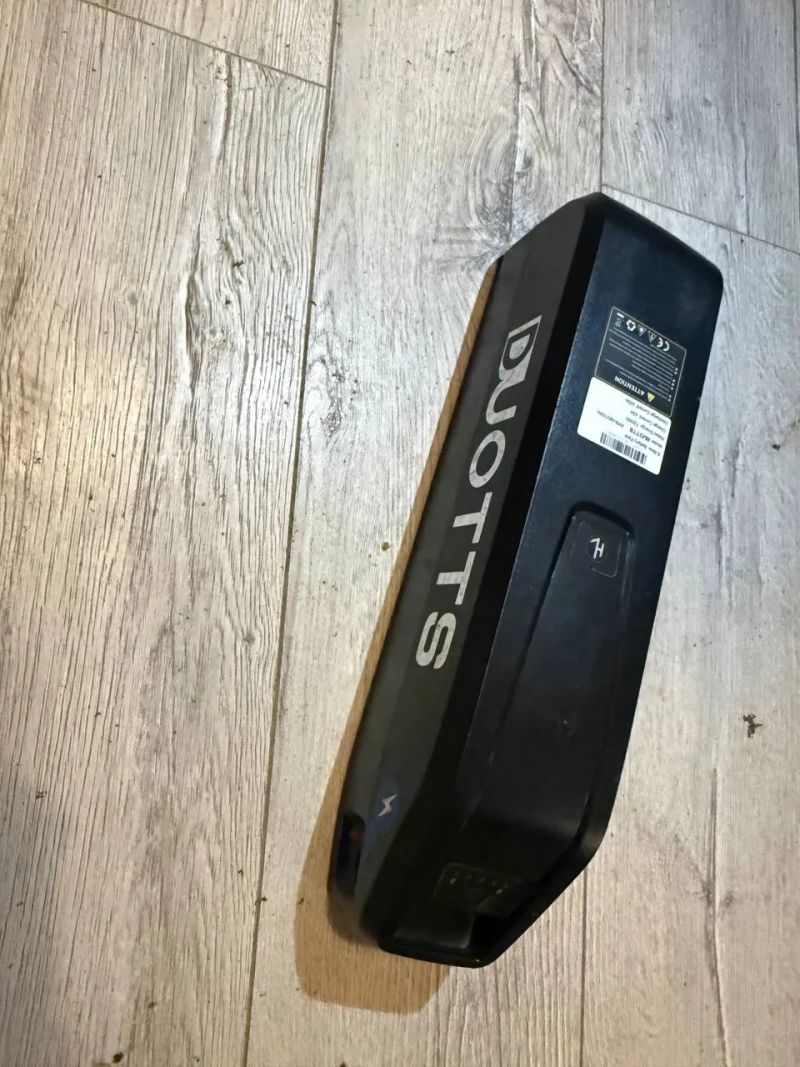 Baterie s nabíječkou Duotts C29 V48