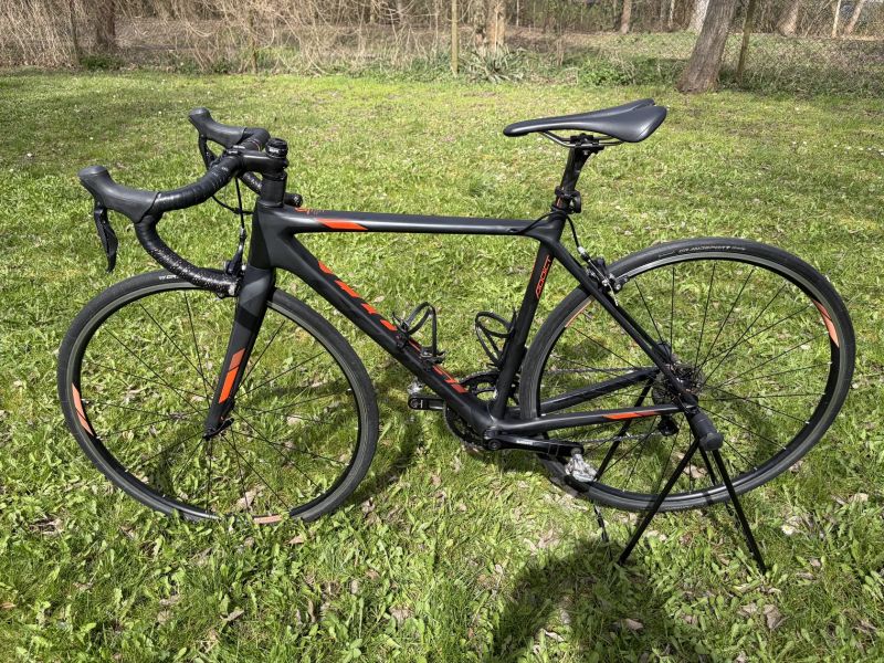 Kolo Scott Addict Carbon / Ultegra Di2 /vel. S (52)