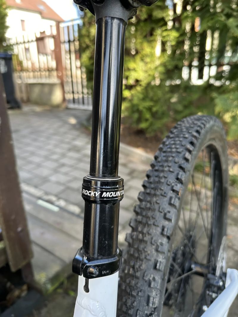 Rocky Mountain Growler