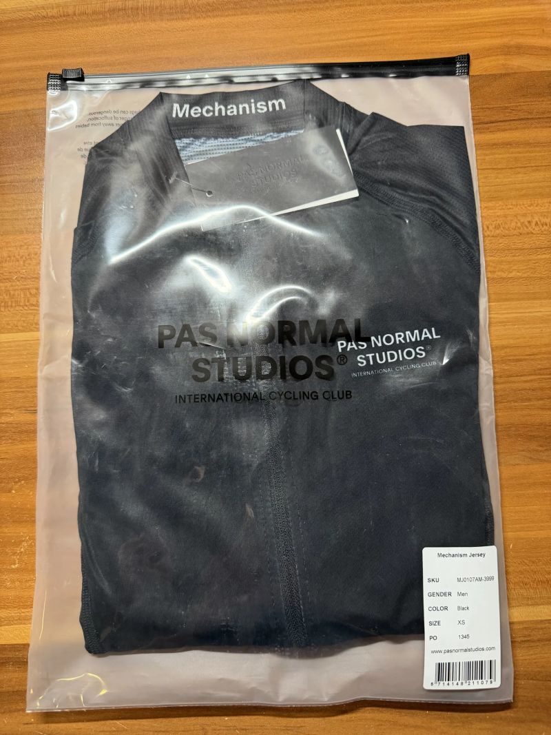 Dresy Pas Normal Studios