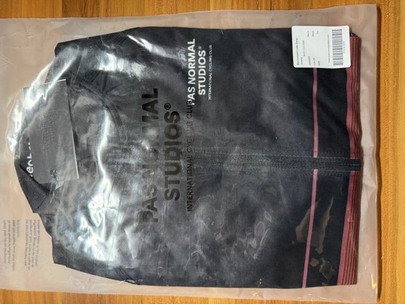 Dresy Pas Normal Studios