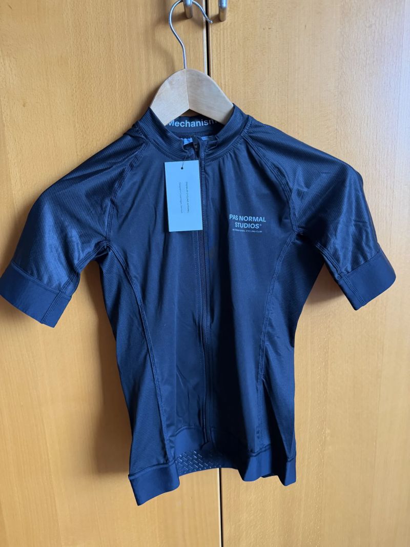 Dresy Pas Normal Studios