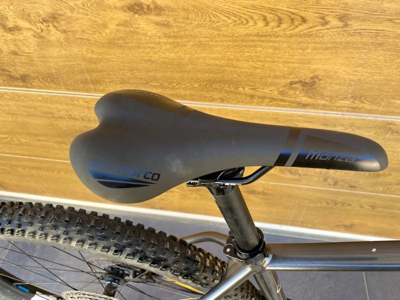 🔥🔥🔥 Specialized Fuse vel. L, doprava ZDARMA + roční záruka na rám 🤝🤝🤝