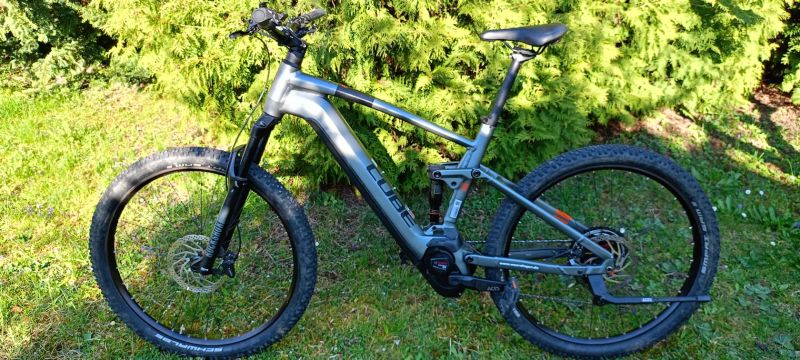 Cube Stereo Hybrid 120 Pro 750 – Velikost XL