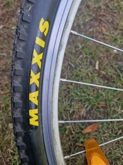 Prodám trekingové kolo Author 