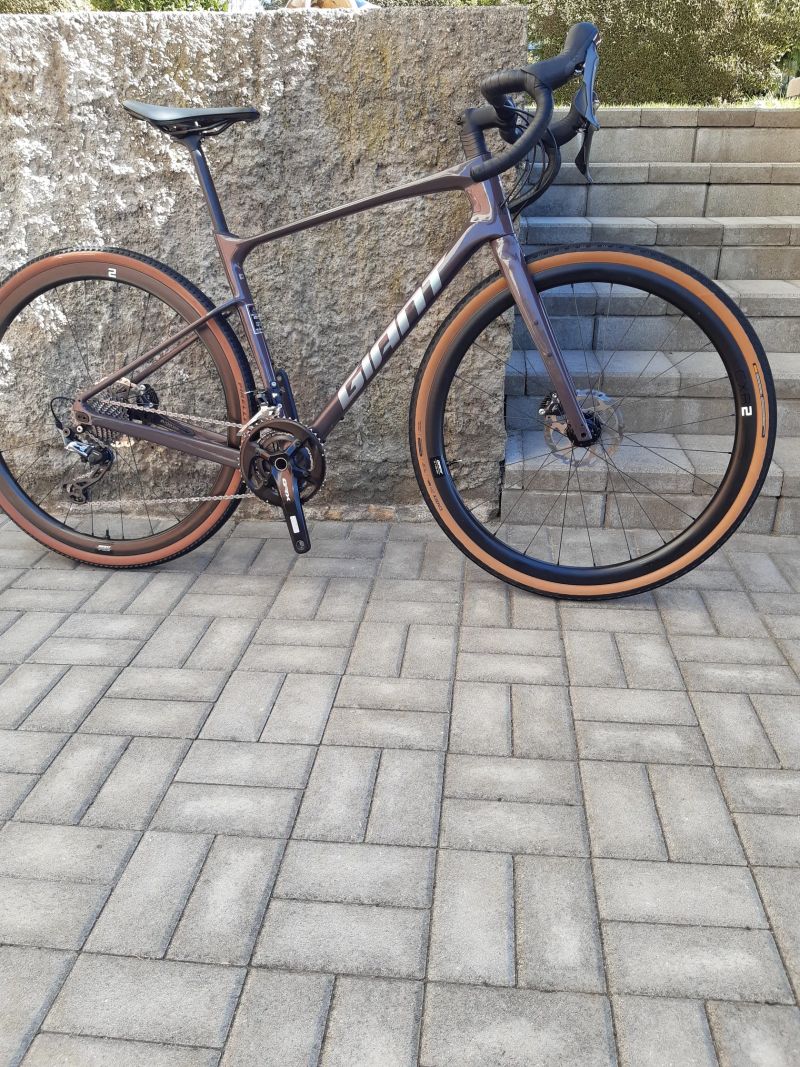 Prodám gravel Giant Revolt advanced 0