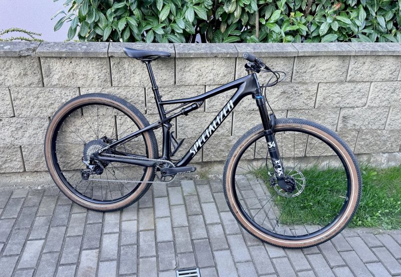 Specialized Epic carbon, vel. M