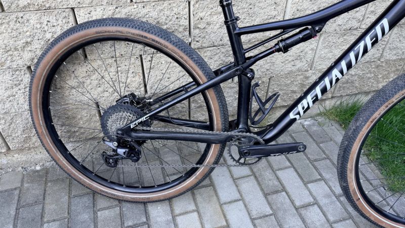 Specialized Epic carbon, vel. M